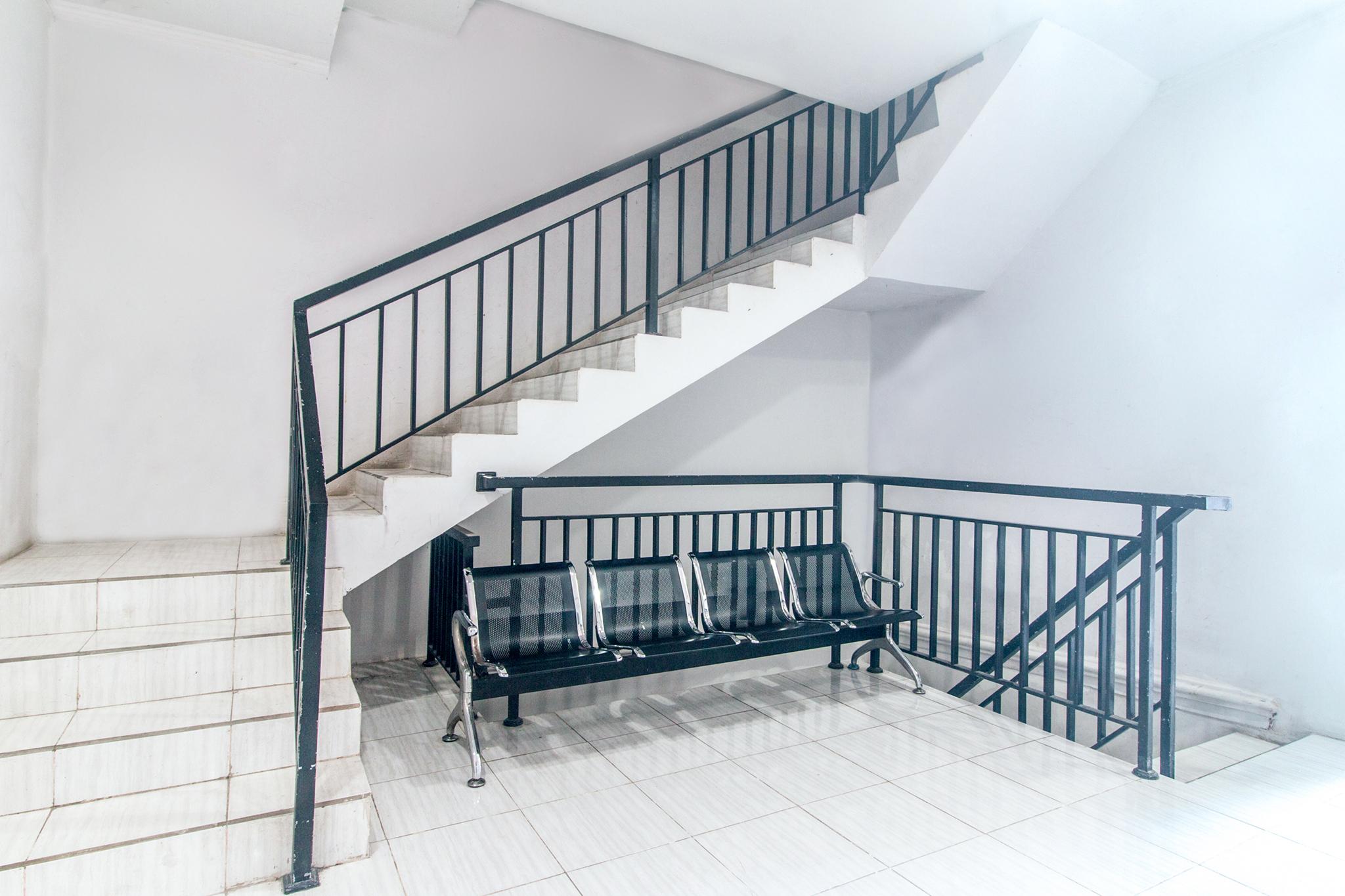 Vaccinated Staff-Oyo 2699 Haven Boarding House Hotel Ambon Ngoại thất bức ảnh